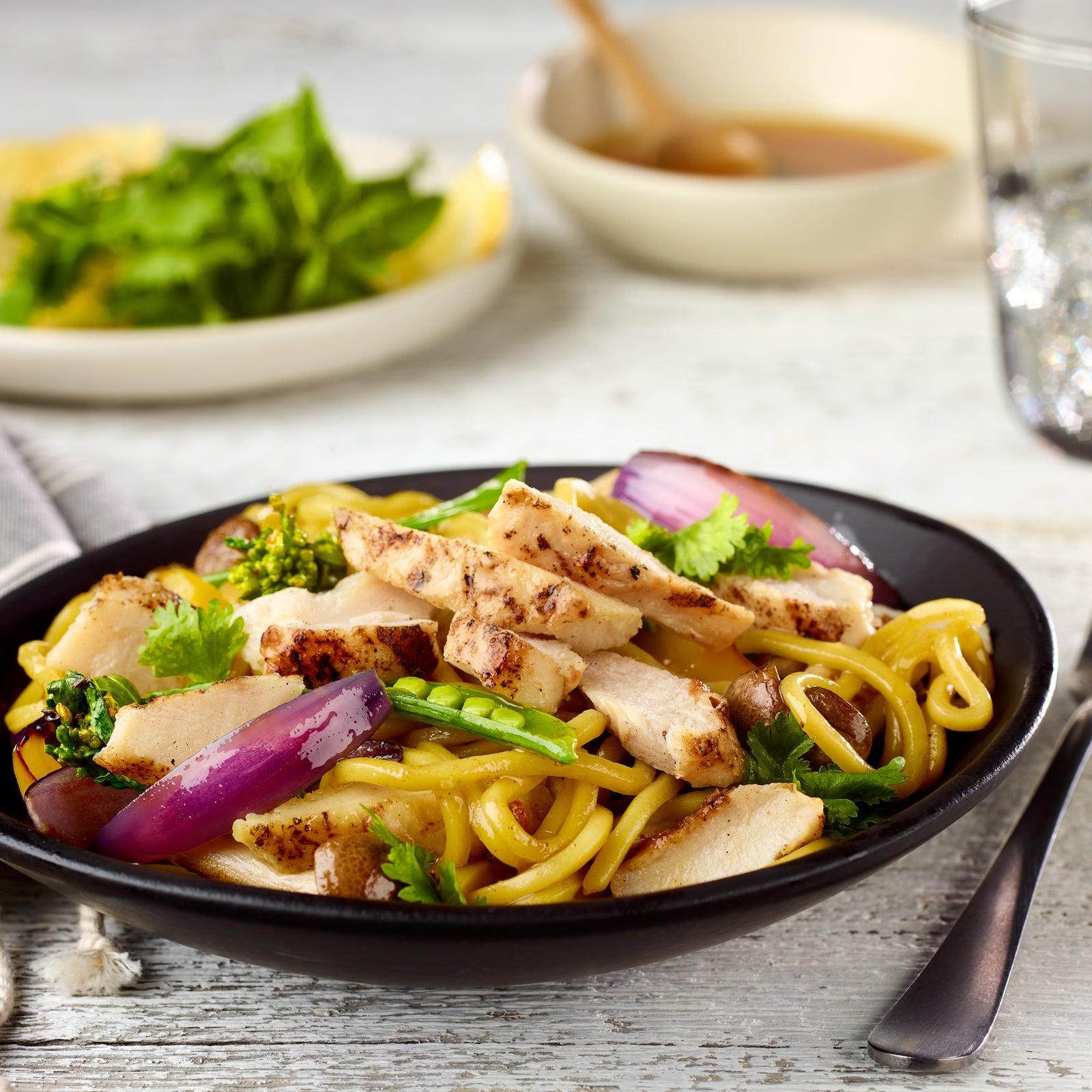 33451798 Lanières de poitrine de poulet HALAL entièrement cuit (2-6kg) 